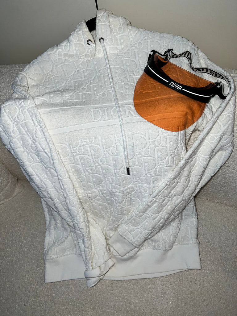 Dior hoodie and visor